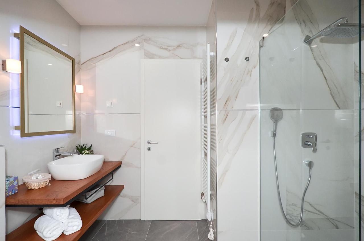 Rooms Valery Split Bagian luar foto