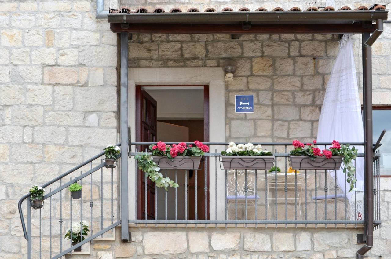 Rooms Valery Split Bagian luar foto